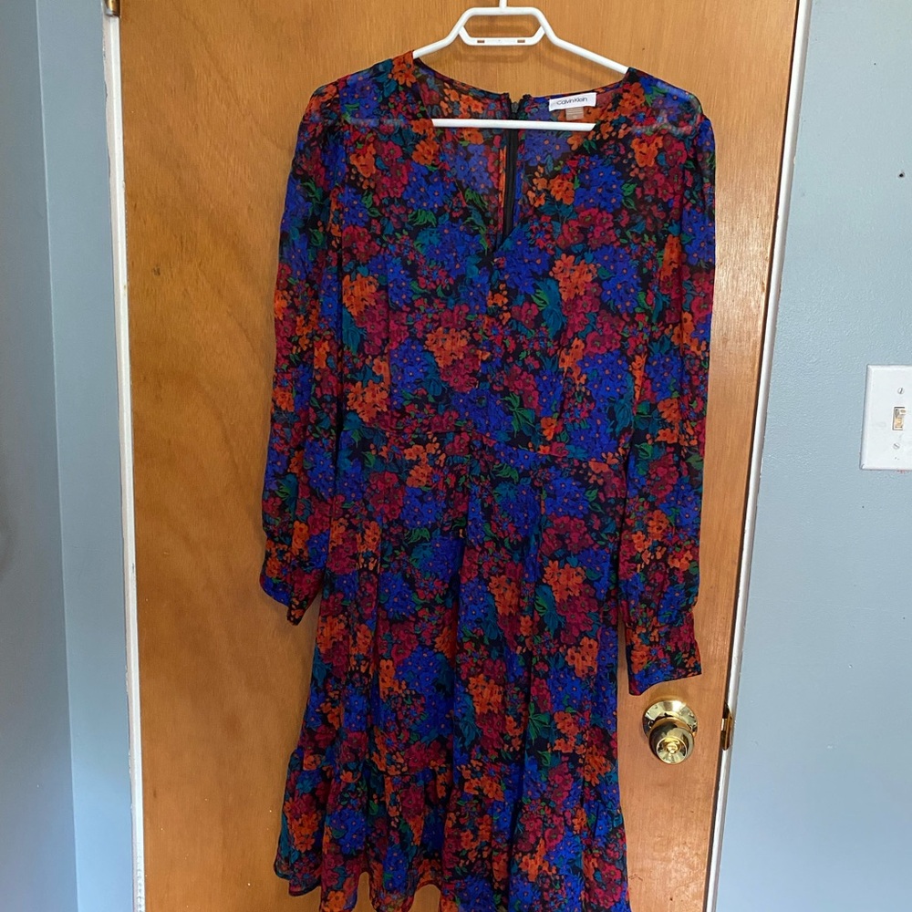 Calvin Klein Vibrant Floral Long Sleeve Dress - Picture 1 of 4